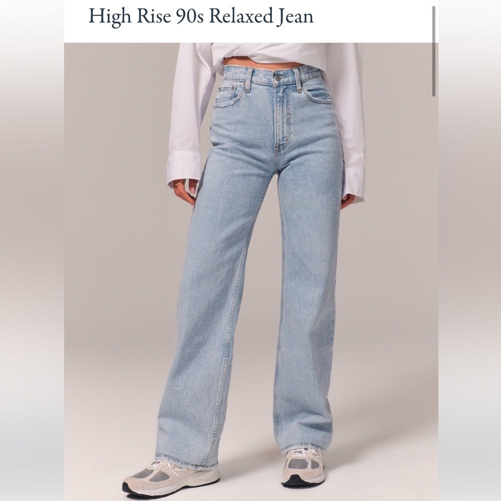 Abercrombie High Rise 90s Relaxed Jean